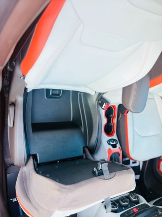 Jeep Renegade Limited 4WD Automatik+Leder+Xenon+Navi+ - bilder 14