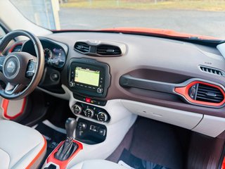 Jeep Renegade Limited 4WD Automatik+Leder+Xenon+Navi+ - bilder 16