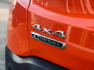 Jeep Renegade Limited 4WD Automatik+Leder+Xenon+Navi+ - bilder 22