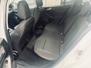 Ford Focus Turnier Active 1.5+LED+Navi+Carplay+SHZ+FS - bilder 8