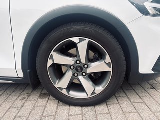 Ford Focus Turnier Active 1.5+LED+Navi+Carplay+SHZ+FS - bilder 15