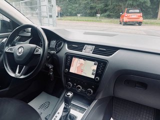 Skoda Octavia Combi Ambition DSG+Navi+Carplay+SHZ+AHK+ - bilder 7
