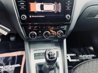 Skoda Octavia Combi Clever+Navi+Carplay+Tempomat+SHZ+ - foto 5
