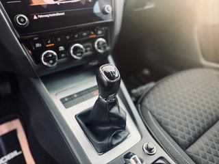 Skoda Octavia Combi Clever+Navi+Carplay+Tempomat+SHZ+ - foto 7
