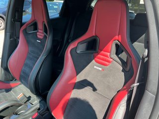 Nissan Juke Nismo RS 4x4 Recaro+Xenon+TW+4xKamera+USB+ - bilder 10