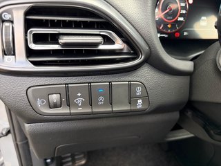 Hyundai i30 N-Line 1.6 T DCT SmartKey Pano-Dach - foto 16