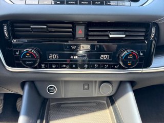 Nissan Qashqai 1.3 DIG-T Tekna Navi HeadUp BFS 1.Hand - bilder 15