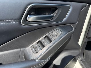 Nissan Qashqai 1.3 DIG-T Tekna Navi HeadUp BFS 1.Hand - bilder 17