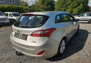 Hyundai i30 cw Trend Plus-Paket AHZV Winterräder - bilder 4