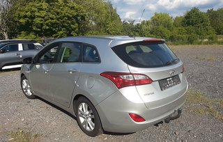 Hyundai i30 cw Trend Plus-Paket AHZV Winterräder - bilder 6