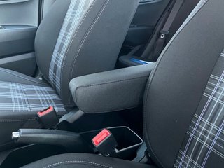 Hyundai i10 1.2 Prime Navi Kamera Sitzheizung AppleCarP. - foto 18