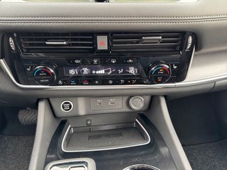 Nissan X-Trail 1.5 VC-T N-Connecta Jubiläumsaktion - bilder 13