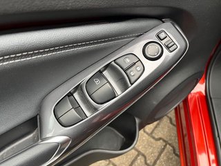 Nissan Juke 1.0 DIG-T AT Tekna Navi Bose - bilder 14