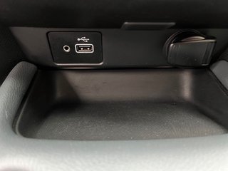 Nissan Juke 1.0 DIG-T AT Tekna Navi Bose - bilder 16