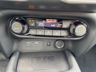 Nissan Juke N-Connecta Hybrid Navi Kamera - bilder 12