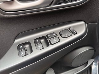 Hyundai KONA Trend SHZ Smart Navigation PDC Winterräder - bilder 15