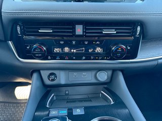 Nissan X-Trail Tekna e-4ORCE Bose HUD Jubiläumsaktion - bilder 12