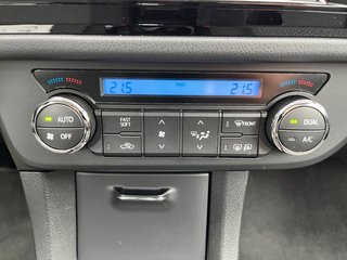 Toyota Corolla Life+ Kamera Einparkhilfe Winterräder - foto 14