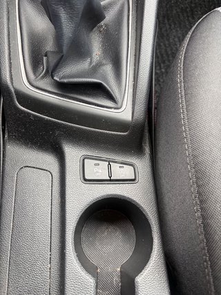 Hyundai i20 Trend 1.2 Sitzheizung PDC Bluetooth Allwett. - foto 11