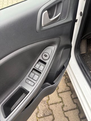 Hyundai i20 Trend 1.2 Sitzheizung PDC Bluetooth Allwett. - foto 12