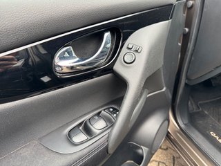 Nissan Qashqai 1.2 DIG-T AT Acenta Kamera Winterräder - bilder 17