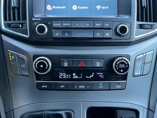 Hyundai H1 Travel Trend Navi PDC Kamera AHZV Winterräder - bilder 13