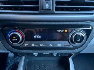 Hyundai i10 1.2 Prime SmartKey Navi Kamera Sitzheizung - foto 14