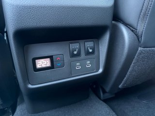 Nissan X-Trail Tekna+ e-4ORCE 4x4 Leder Bose HUD LED 20 - bilder 15