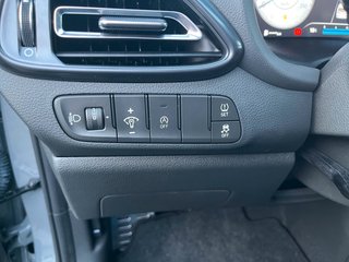 Hyundai i30 N-Line 1.5 T DCT SmartKey Pano-Dach - bilder 17