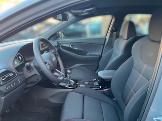 Hyundai i30 N-Line 1.5 T DCT SmartKey Pano-Dach - bilder 6