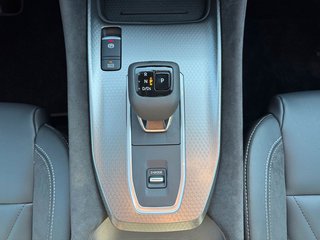 Nissan Qashqai N-Design Alcantara 360° Bose - bilder 14