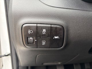 Hyundai i10 Connect & Go Navi Klima SHZ Winterräder - bilder 17
