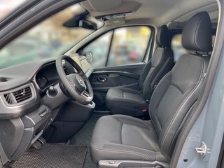 Nissan Primastar Kombi L2H1 AT Navi Tekna 8-sitzer - bilder 6