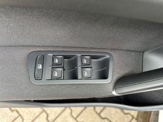 Volkswagen Golf Sportsvan Xenon Winterräder - bilder 13