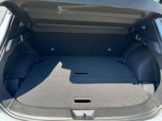 Nissan Qashqai 1.3 AT N-Connecta HUD Navi SH Head-Up - bilder 9