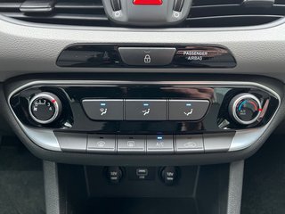 Hyundai i30 Select Funktionspaket Allwetterreifen - foto 14