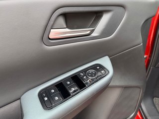 Nissan Leaf Evolve 75kWh 160kW PGD Bose - bilder 14