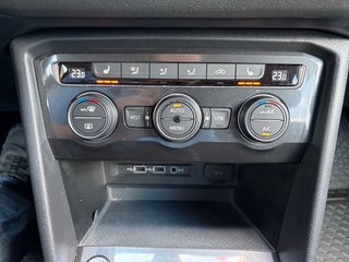 Volkswagen Tiguan Allspace 1.4 DSG Comfortline AHK Winterrä - foto 18