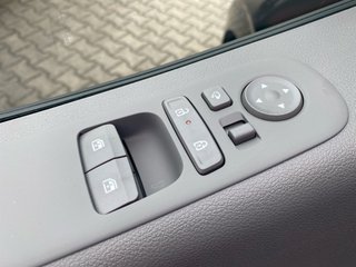 Hyundai STARIA Signature Hybrid 2WD - foto 20