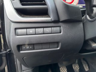 Nissan Qashqai 1.3 DIG-T Premiere Edition 1.Hand AHK - bilder 17