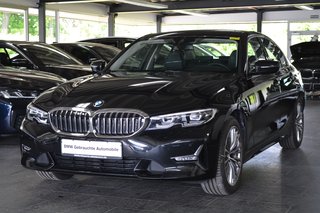 BMW 320 Used vehicle for sale