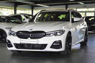 BMW 320 Used vehicle for sale