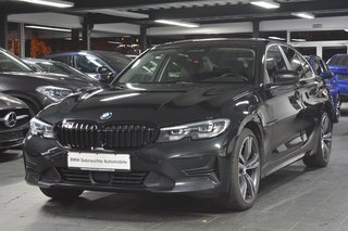 BMW 320 Used vehicle for sale