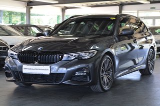 BMW 320 Used vehicle for sale