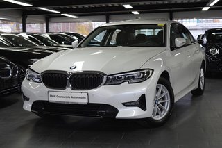 BMW 320 Used vehicle for sale