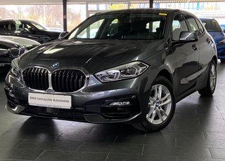 BMW 118 i Sport Line AHK/LED/NAVI/PANORAMA