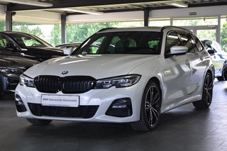 BMW 320 Used vehicle for sale
