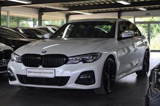 BMW 320 Used vehicle for sale