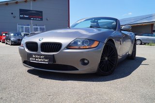 BMW Z4 2.5i ROADSTER M-Technic,LM,LEDER,PDC,SHZ, Used vehicle for sale | First registration 07/2003 | Price 11.490 €