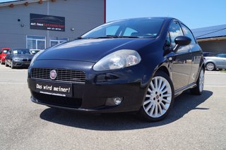 Fiat Grande Punto 1.4 16V Turbo Sport GARANTIE 1 JAHR ZR gew.5Tür,ESP,TEMPOMAT Used vehicle for sale | First registration 10/2008 | Price 1.999 €
